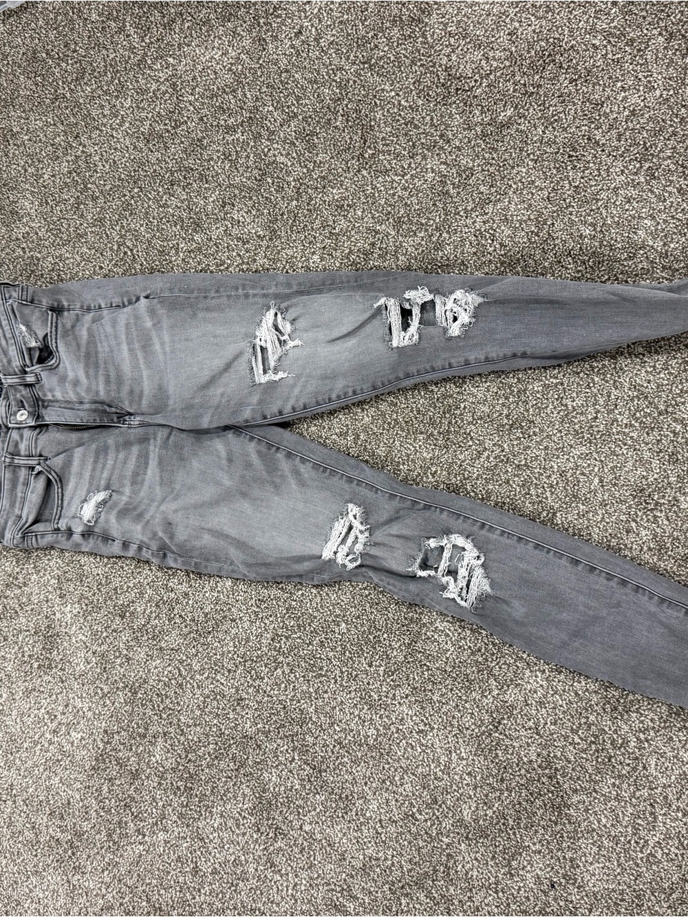American Eagle Outfitters Gray Distressed Skinny Jeans